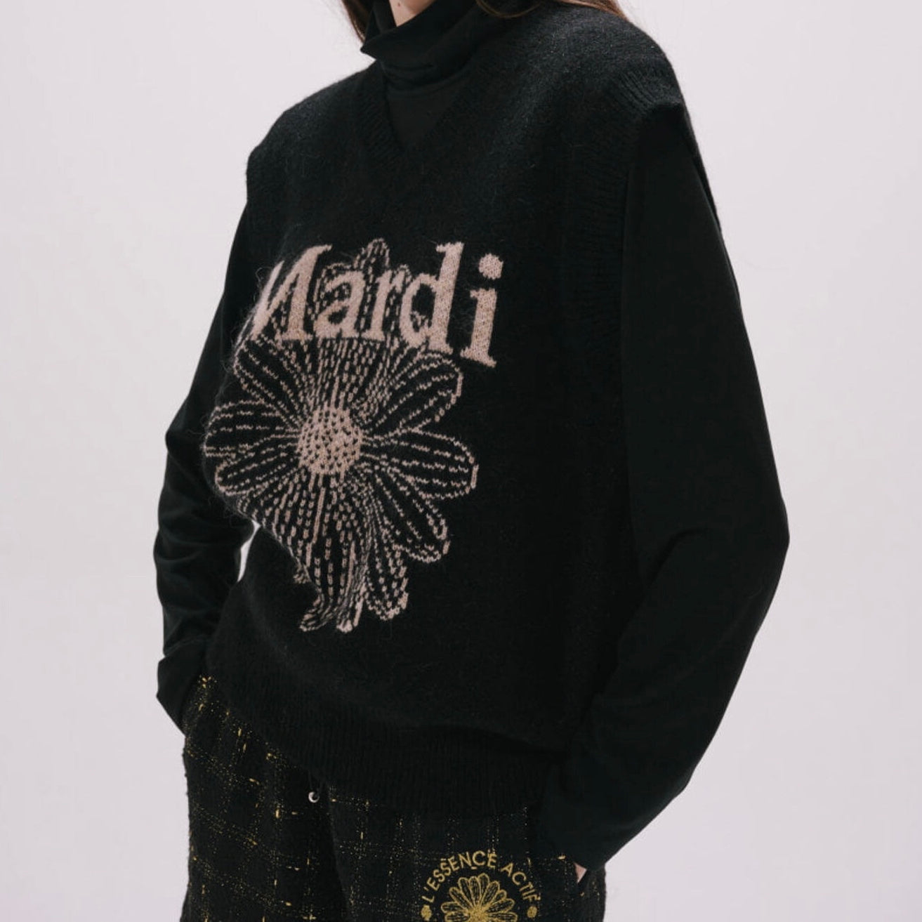 Mardi Mohair Blended Knit Vest Flower Black Beige